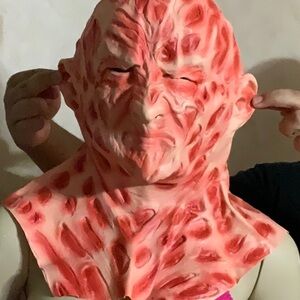 Halloween 🎃 Mask and glove NWT